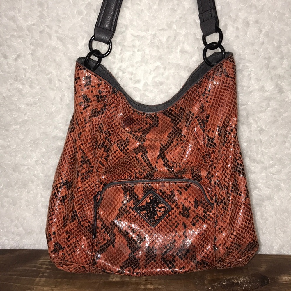 Vera Wang Shoulder Bag